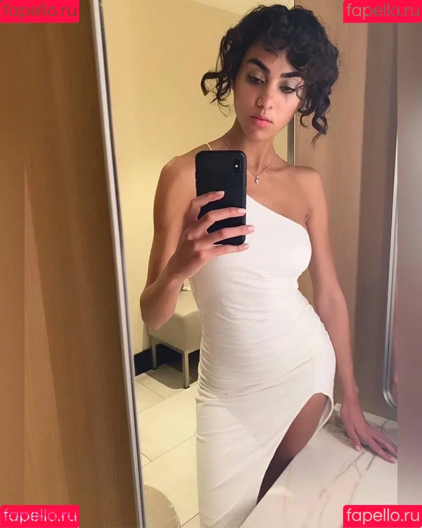 BimboUbermensch Onlyfans Photo Gallery 