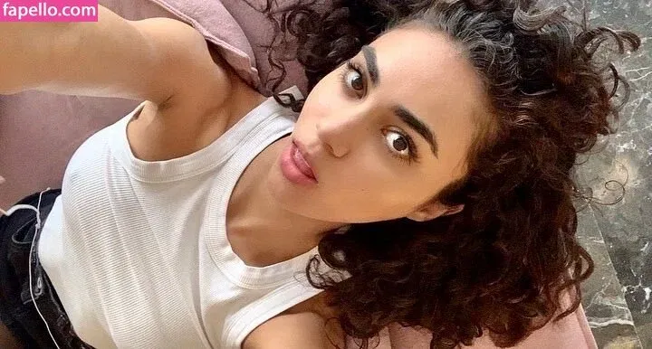 BimboUbermensch Onlyfans Photo Gallery 