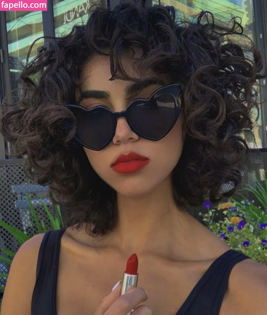 BimboUbermensch Onlyfans Photo Gallery 