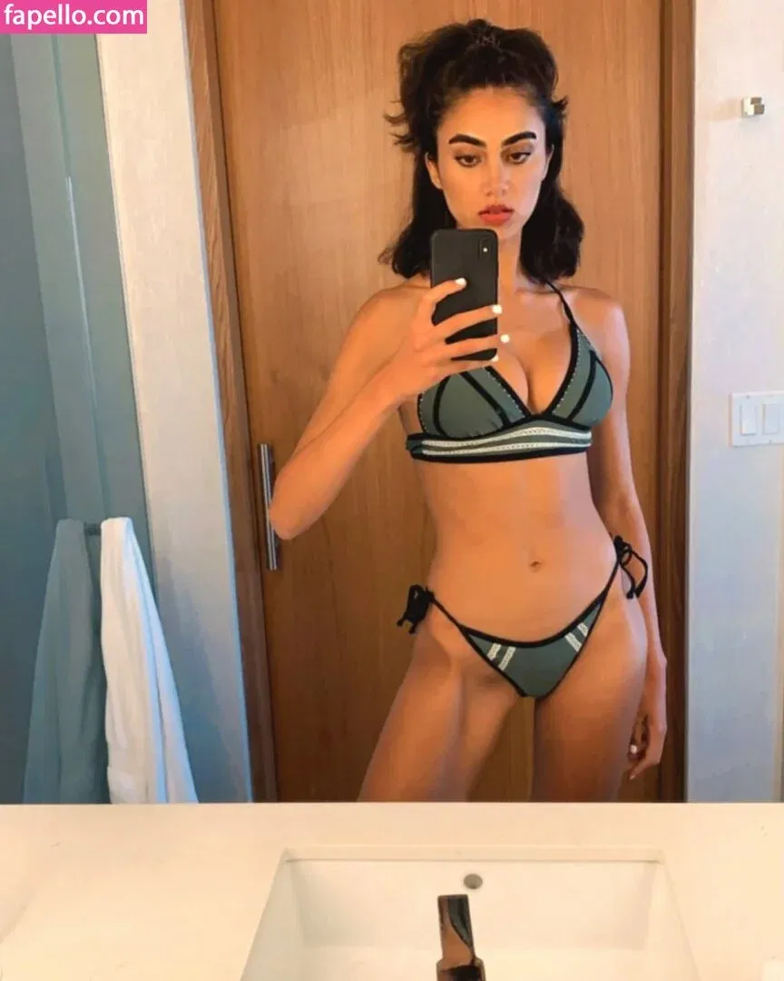 BimboUbermensch Onlyfans Photo Gallery 