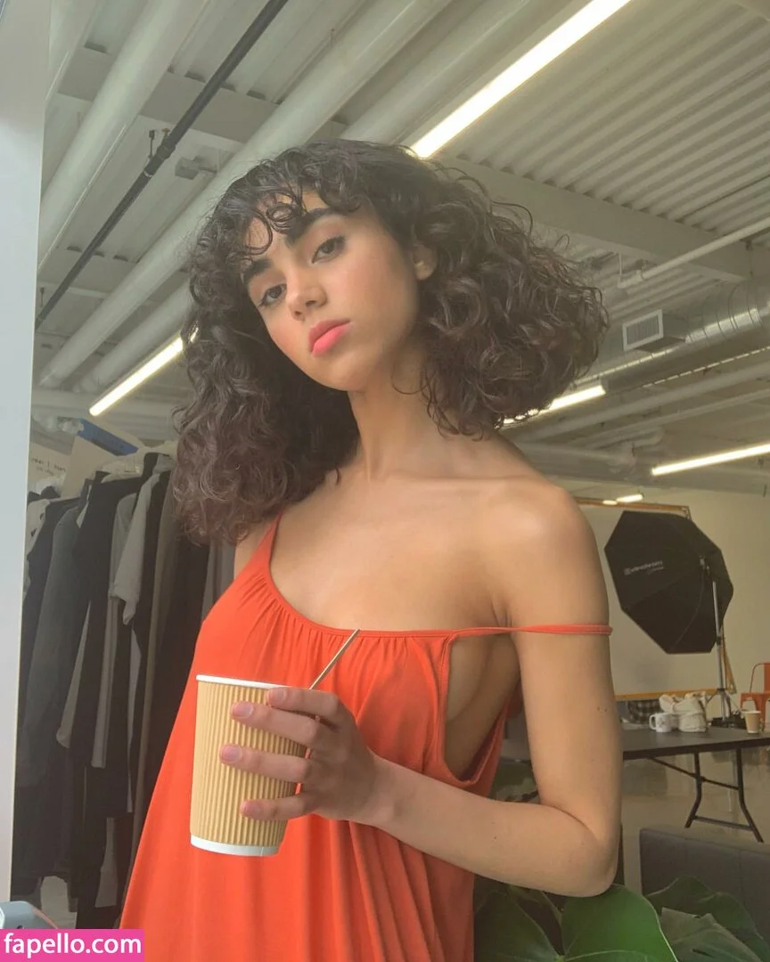 BimboUbermensch Onlyfans Photo Gallery 