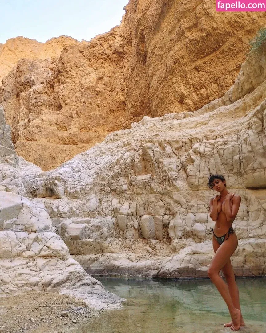 BimboUbermensch Onlyfans Photo Gallery 