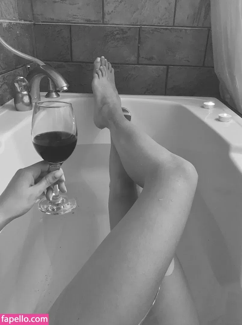 BimboUbermensch Onlyfans Photo Gallery 