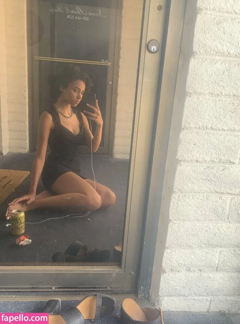 BimboUbermensch Onlyfans Photo Gallery 