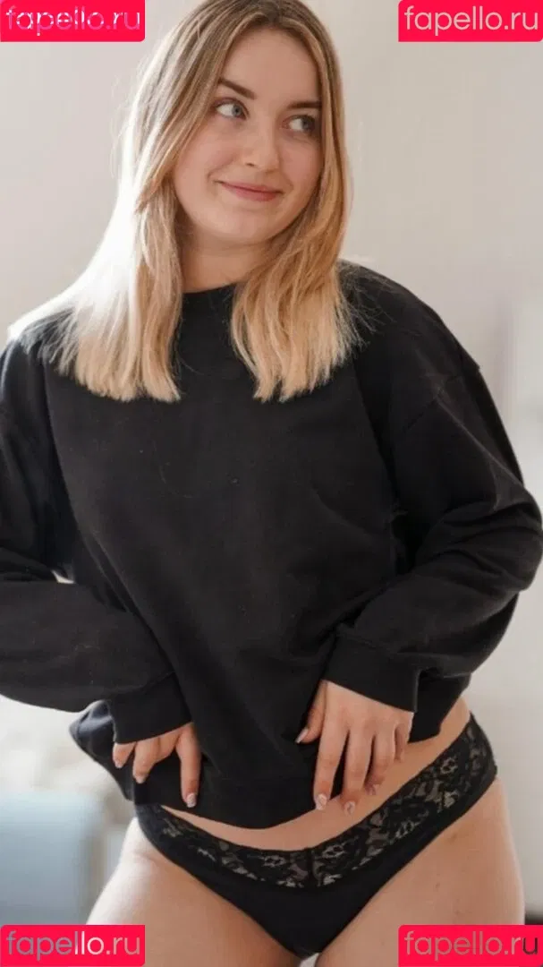 Christinexxe Onlyfans Photo Gallery 
