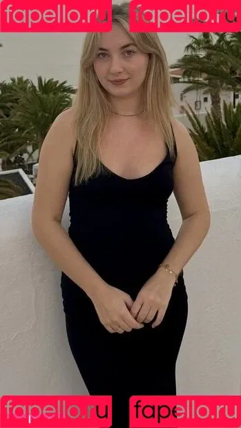 Christinexxe Onlyfans Photo Gallery 