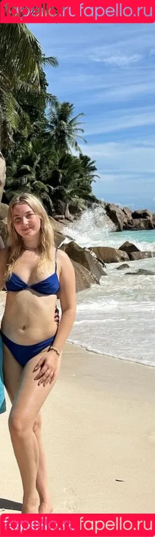 Christinexxe Onlyfans Photo Gallery 