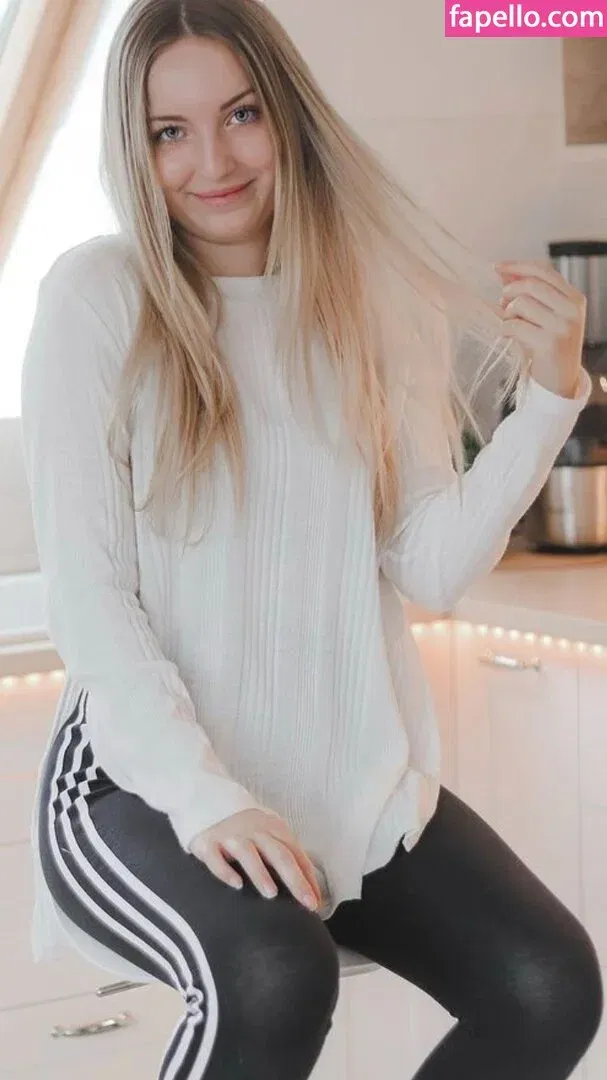 Christinexxe Onlyfans Photo Gallery 