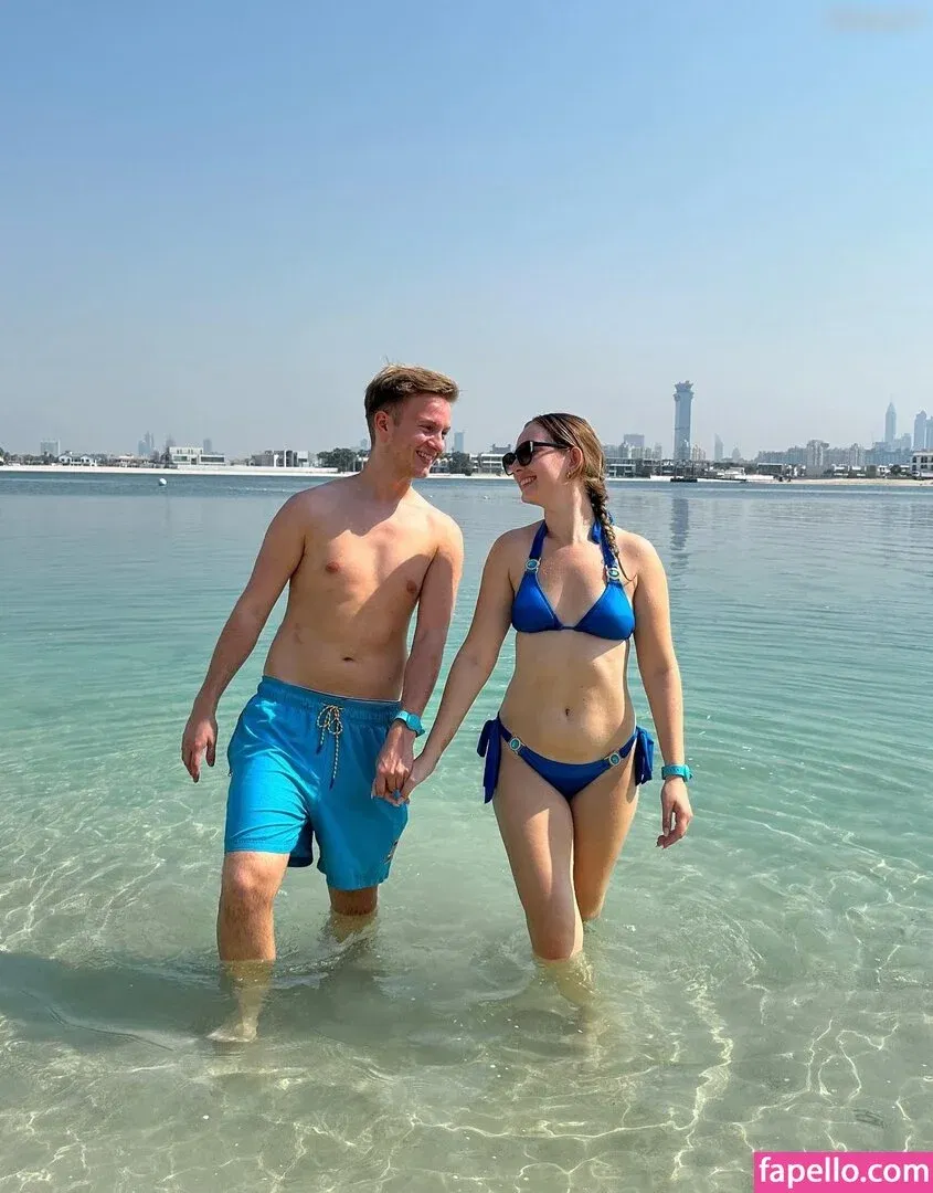 Christinexxe Onlyfans Photo Gallery 