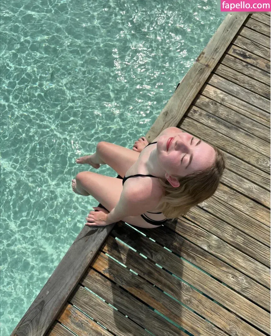 Christinexxe Onlyfans Photo Gallery 