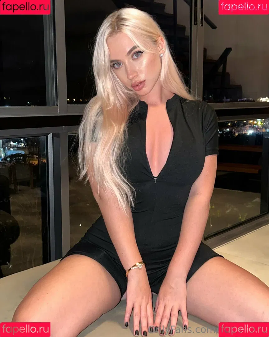 lolaa_fansvip Onlyfans Photo Gallery 