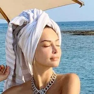 Patricia Gloria Contreras Onlyfans Photo Gallery 