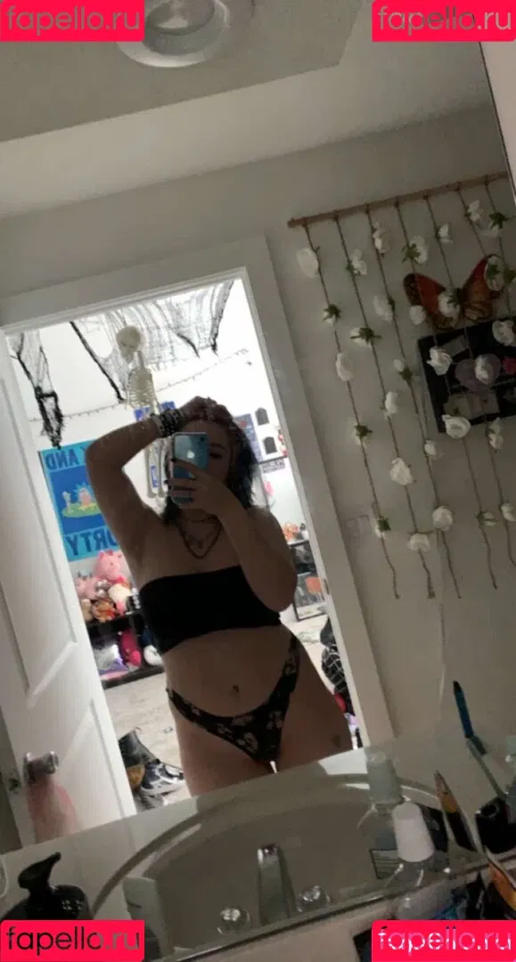 Thick Snapchat Slut Onlyfans Photo Gallery 