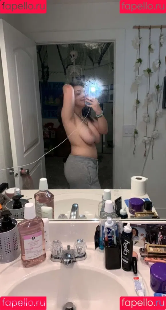 Thick Snapchat Slut Onlyfans Photo Gallery 