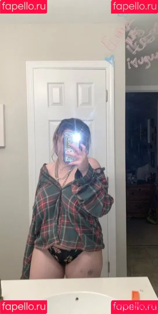 Thick Snapchat Slut Onlyfans Photo Gallery 