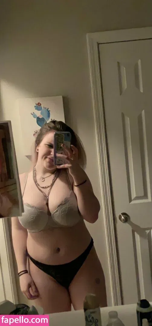 Thick Snapchat Slut Onlyfans Photo Gallery 