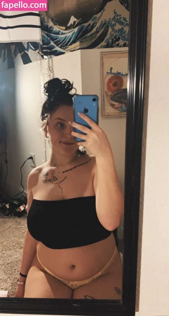 Thick Snapchat Slut Onlyfans Photo Gallery 