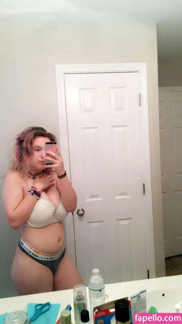 Thick Snapchat Slut Onlyfans Photo Gallery 