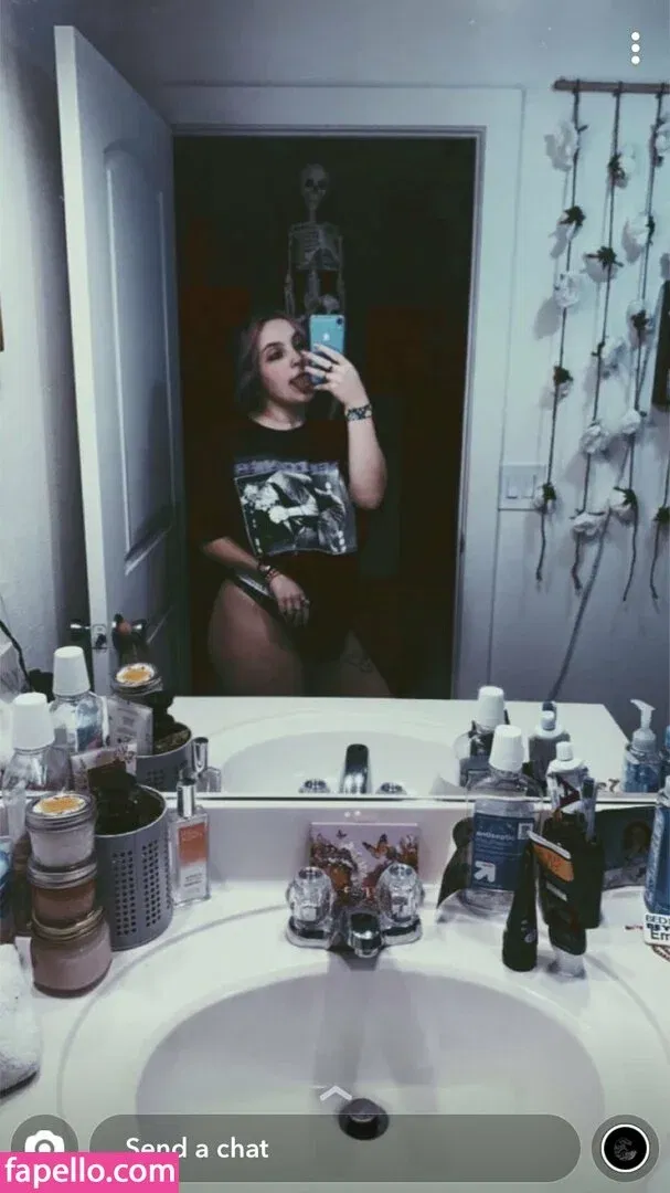 Thick Snapchat Slut Onlyfans Photo Gallery 