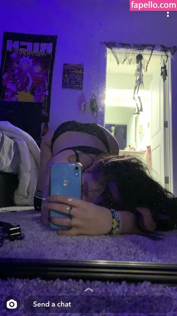 Thick Snapchat Slut Onlyfans Photo Gallery 