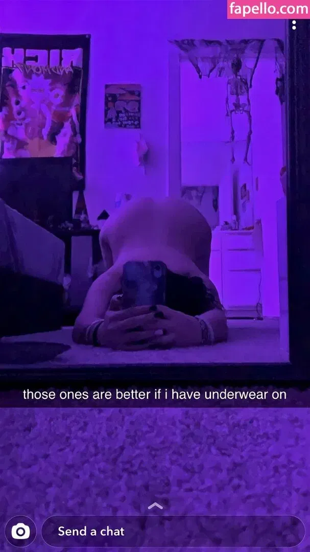 Thick Snapchat Slut Onlyfans Photo Gallery 