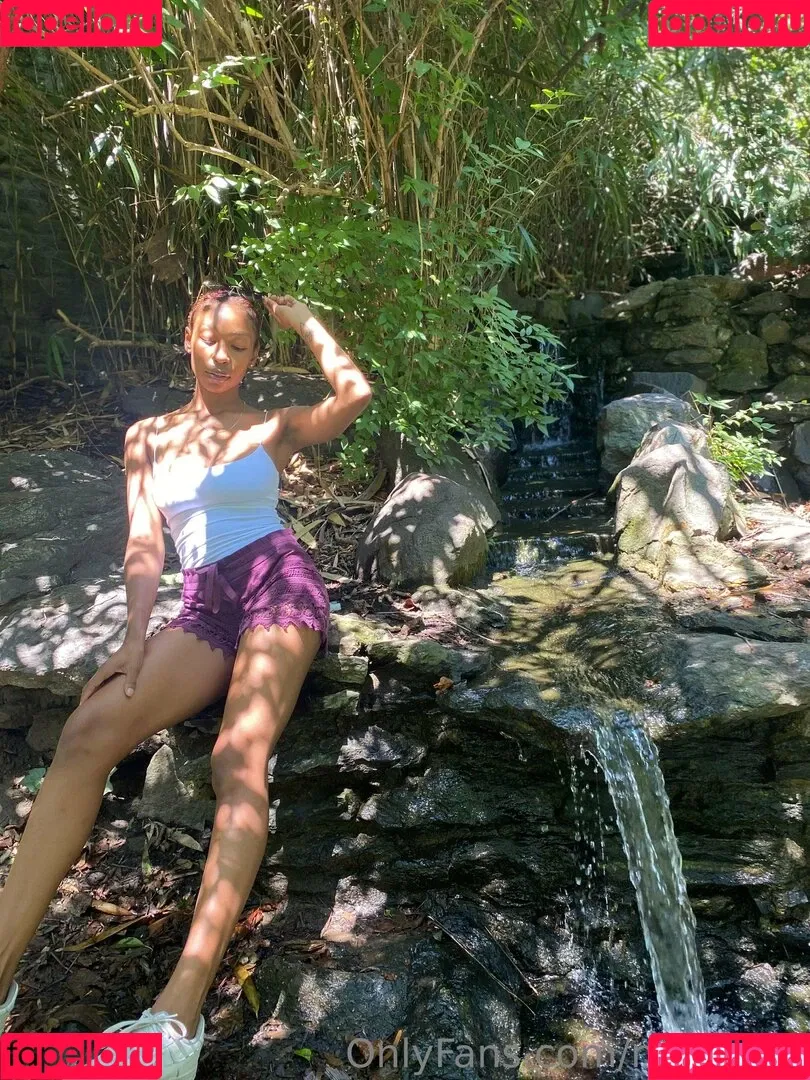 niaaliyah Onlyfans Photo Gallery 