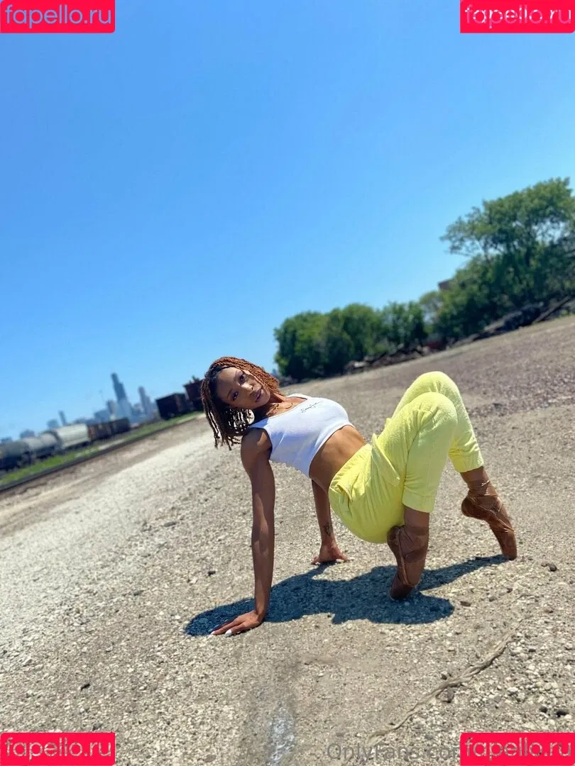 niaaliyah Onlyfans Photo Gallery 