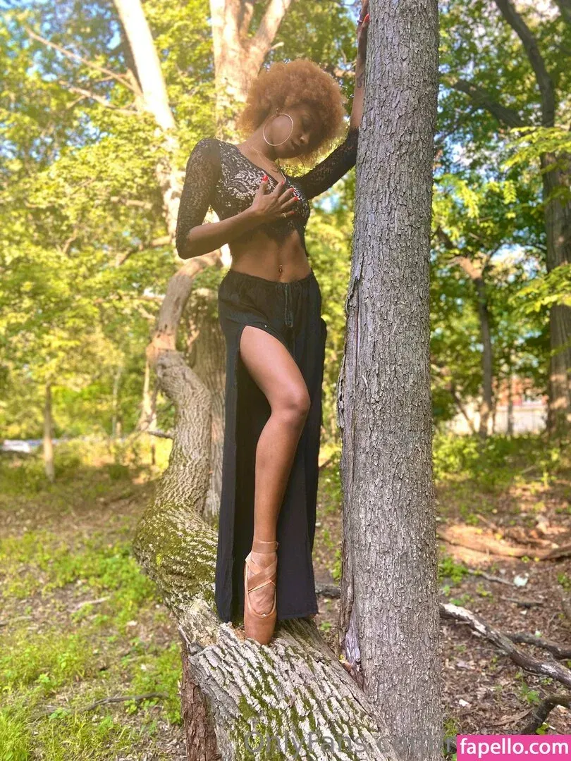 niaaliyah Onlyfans Photo Gallery 