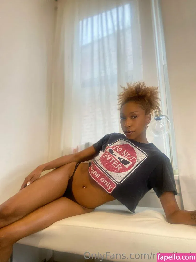 niaaliyah Onlyfans Photo Gallery 