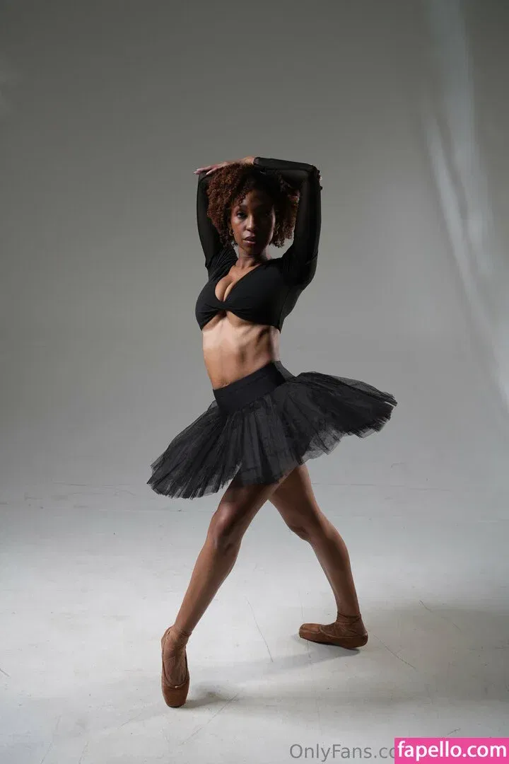 niaaliyah Onlyfans Photo Gallery 