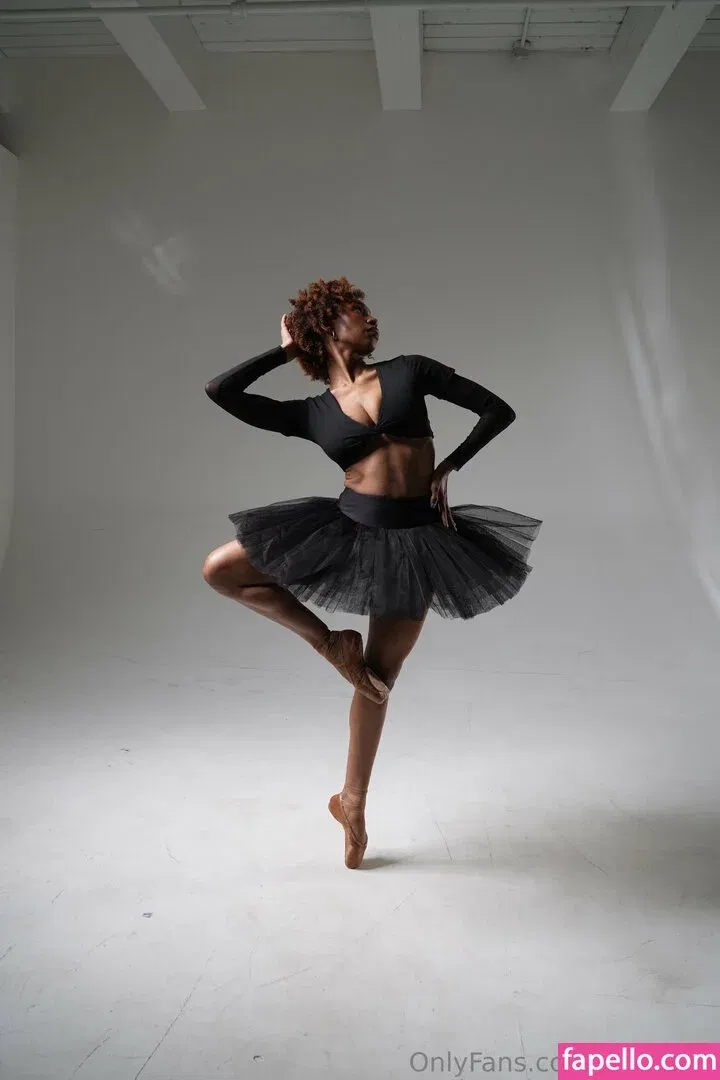 niaaliyah Onlyfans Photo Gallery 