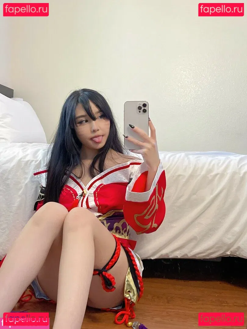 Strwbrryspit Onlyfans Photo Gallery 