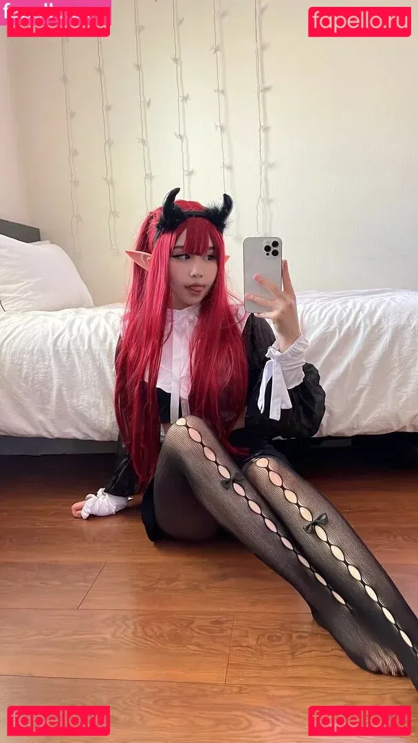 Strwbrryspit Onlyfans Photo Gallery 