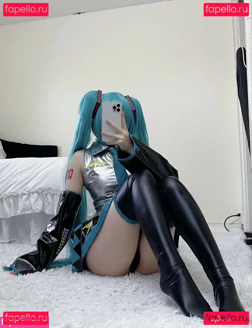 Strwbrryspit Onlyfans Photo Gallery 