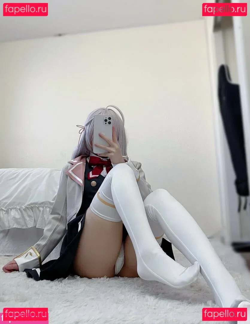 Strwbrryspit Onlyfans Photo Gallery 