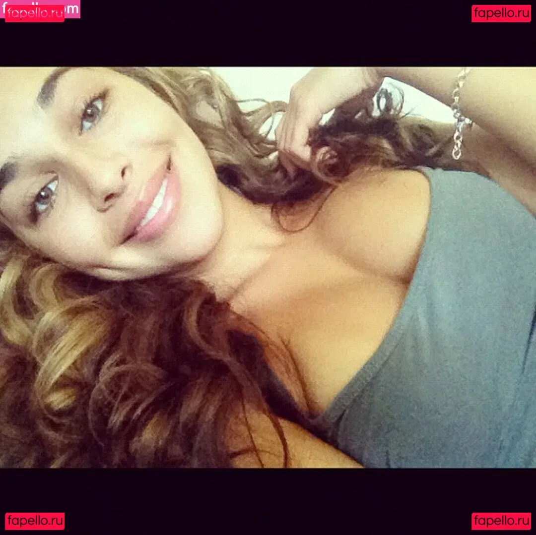 Candela Díaz Onlyfans Photo Gallery 