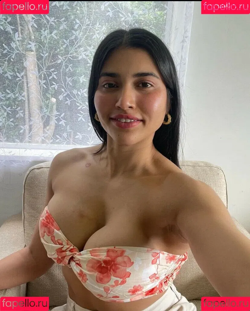 Ravina Patel Onlyfans Photo Gallery 