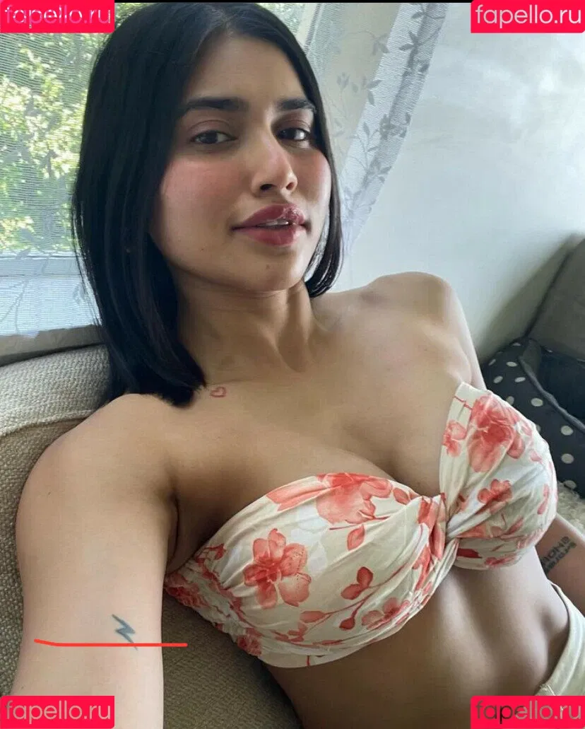 Ravina Patel Onlyfans Photo Gallery 