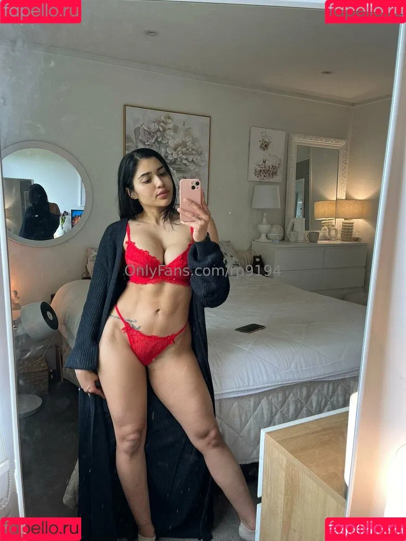 Ravina Patel Onlyfans Photo Gallery 