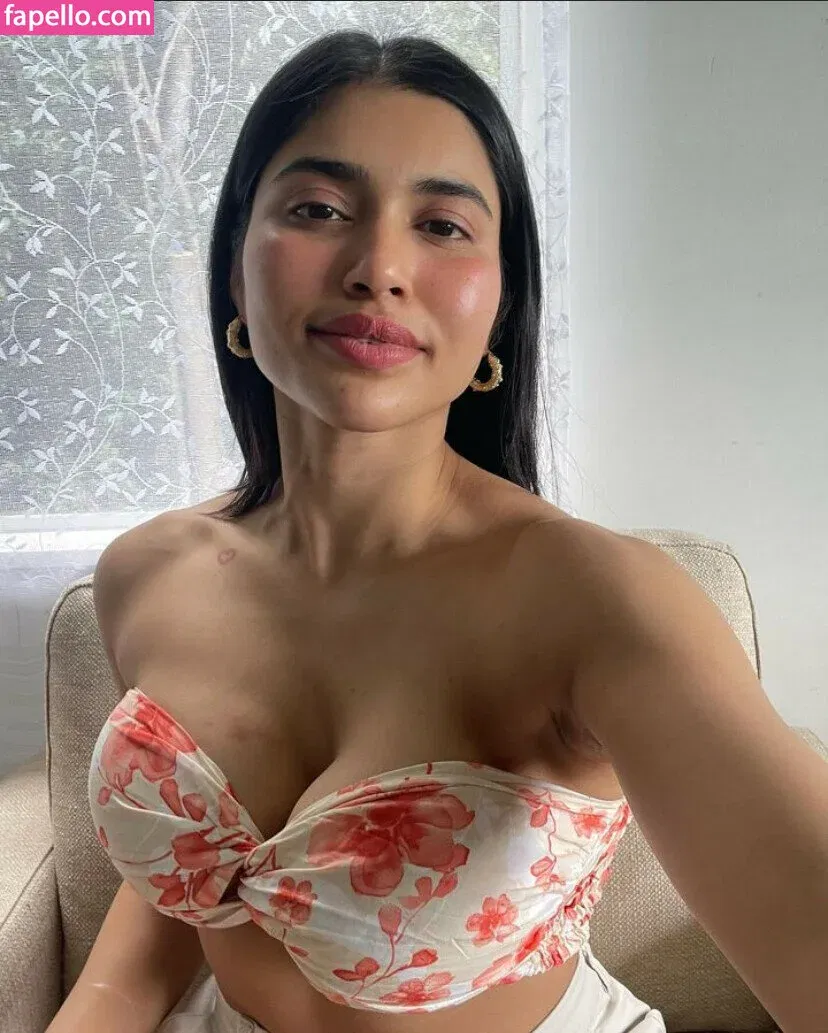 Ravina Patel Onlyfans Photo Gallery 