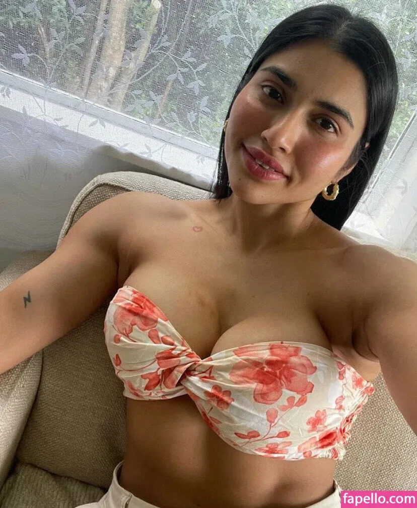 Ravina Patel Onlyfans Photo Gallery 