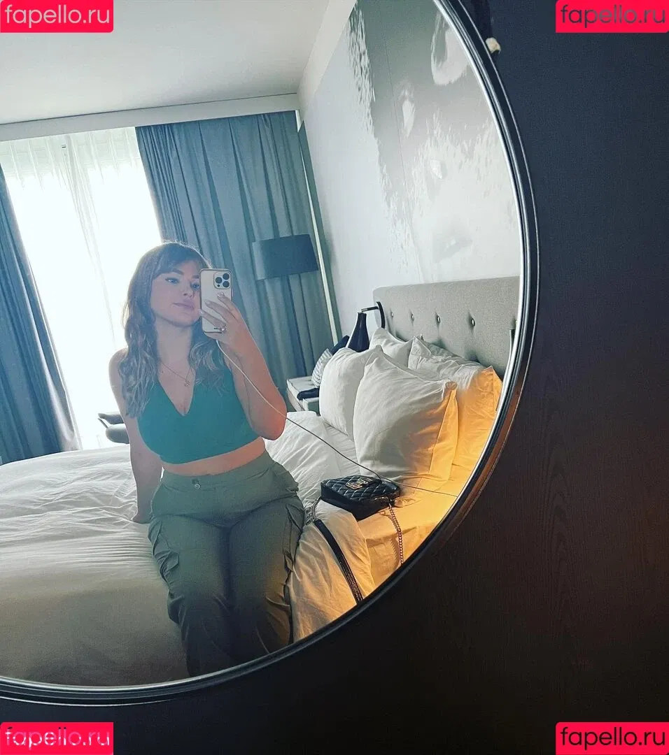 DonaSpock Onlyfans Photo Gallery 