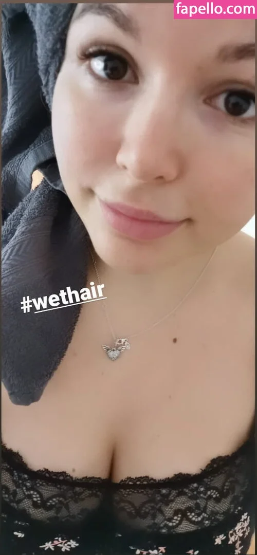 DonaSpock Onlyfans Photo Gallery 