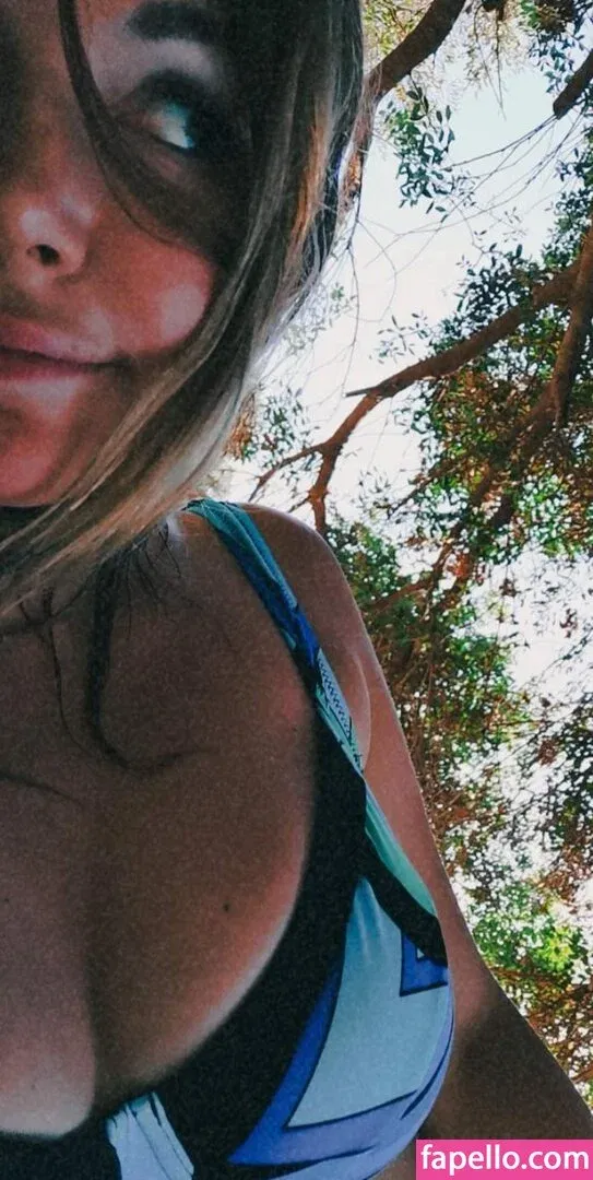 DonaSpock Onlyfans Photo Gallery 