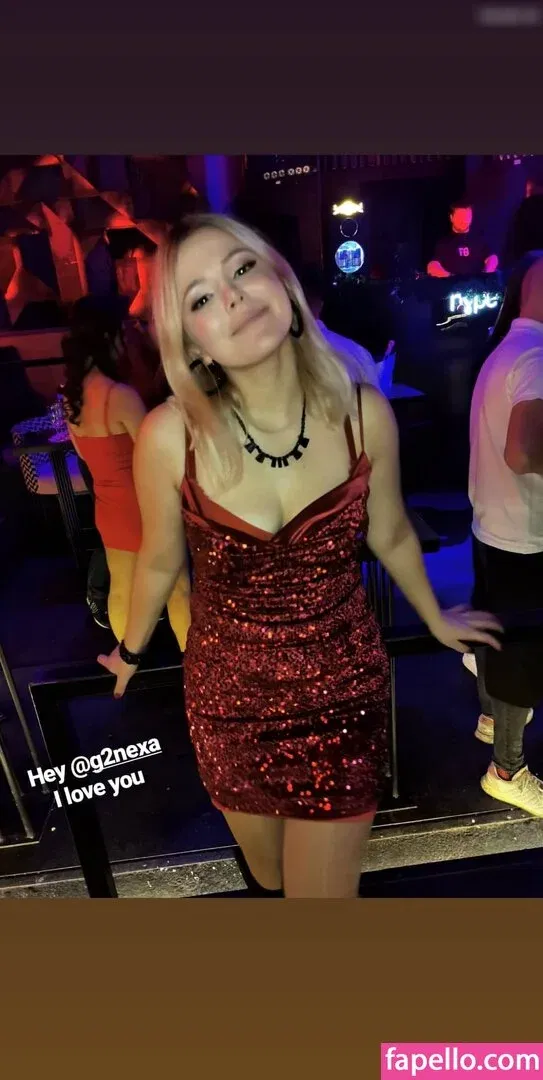 DonaSpock Onlyfans Photo Gallery 