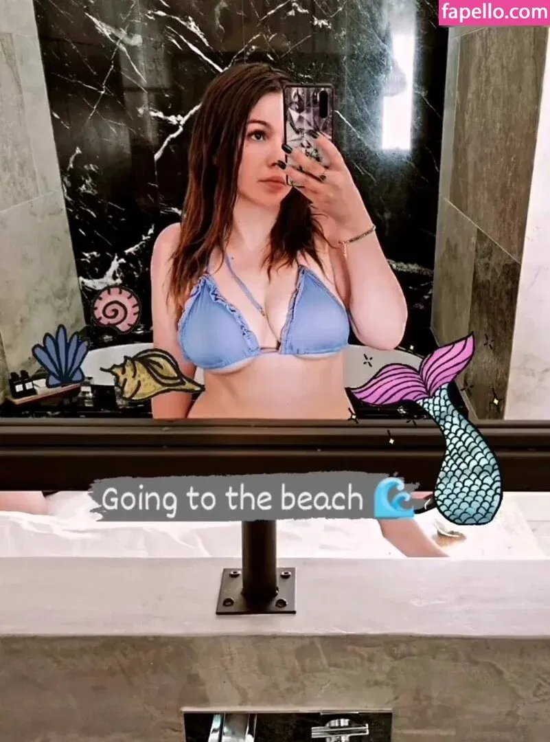 DonaSpock Onlyfans Photo Gallery 