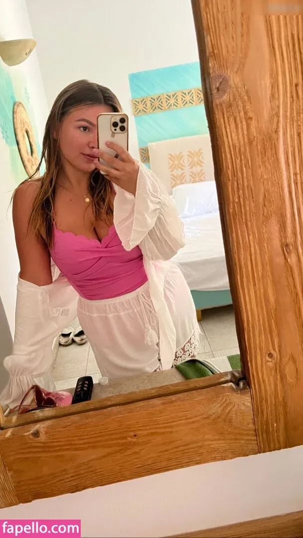 DonaSpock Onlyfans Photo Gallery 