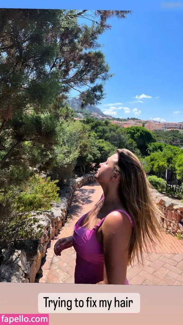 DonaSpock Onlyfans Photo Gallery 