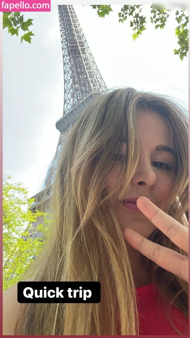 DonaSpock Onlyfans Photo Gallery 