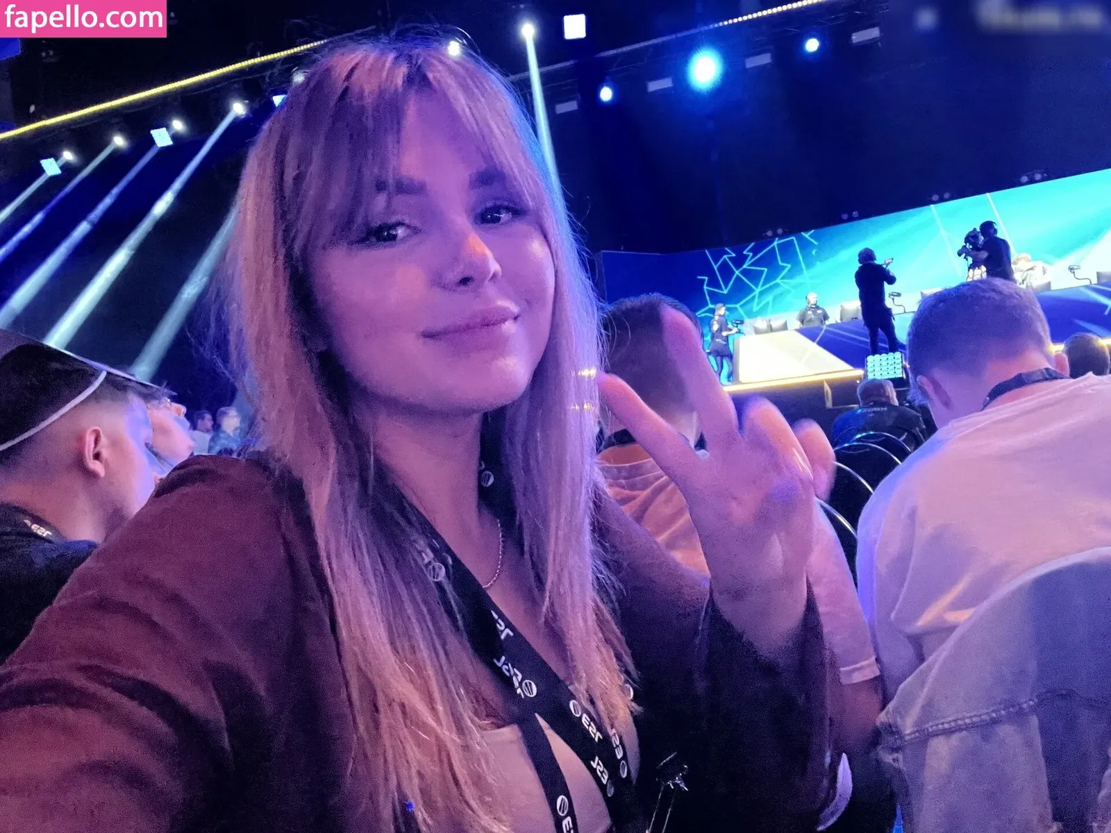 DonaSpock Onlyfans Photo Gallery 